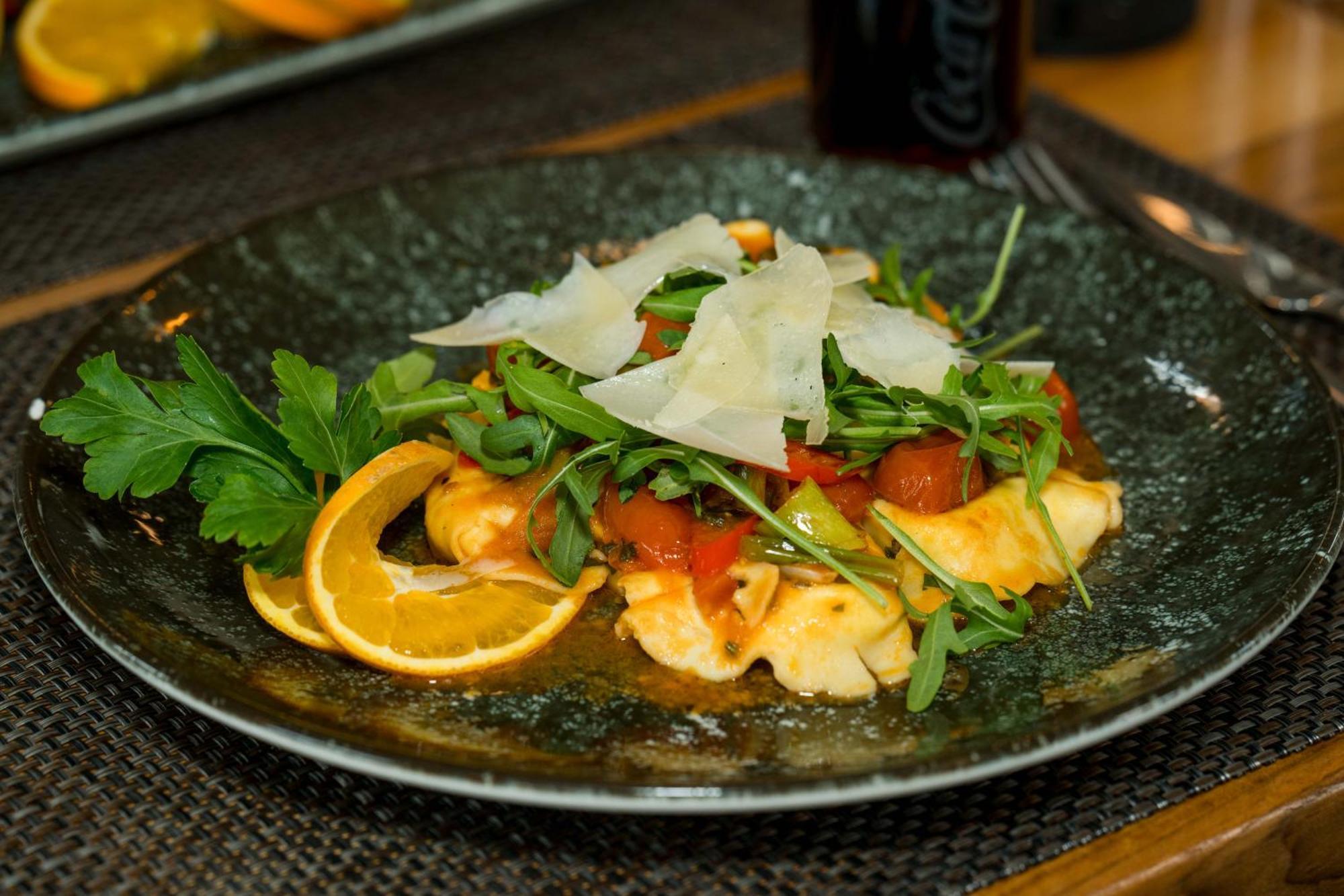 Roca Restaurant Und Hotel Bommersheim 外观 照片